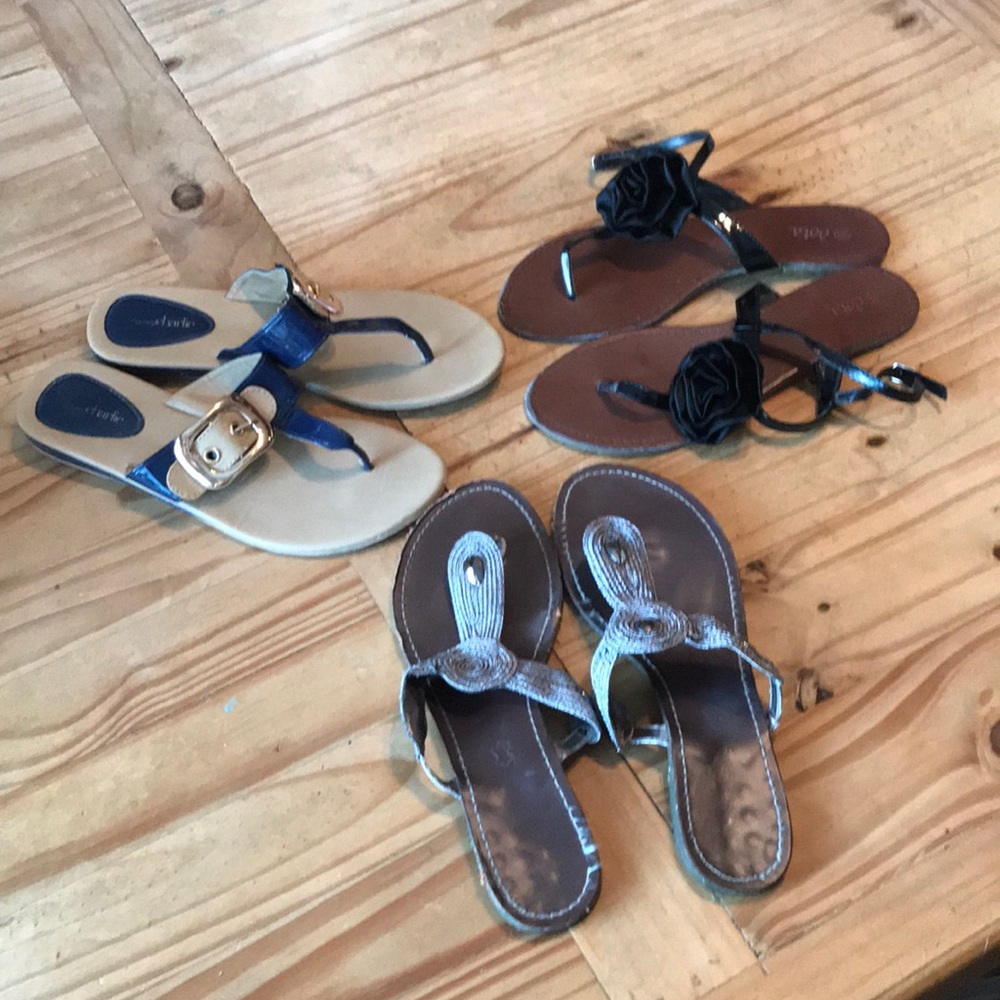 An allotment of sandals !